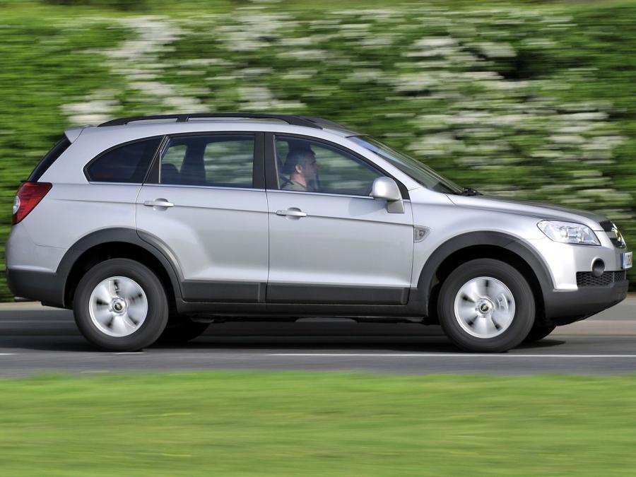  Chevrolet Captiva 2006 года  (UK) (фото 10 из 17)